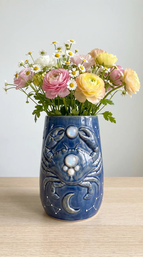 ASTRAGIO™ Zodiac Vases